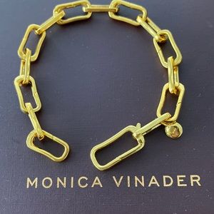 Monica Vinader NWOT Alta Capture Charm Bracelet